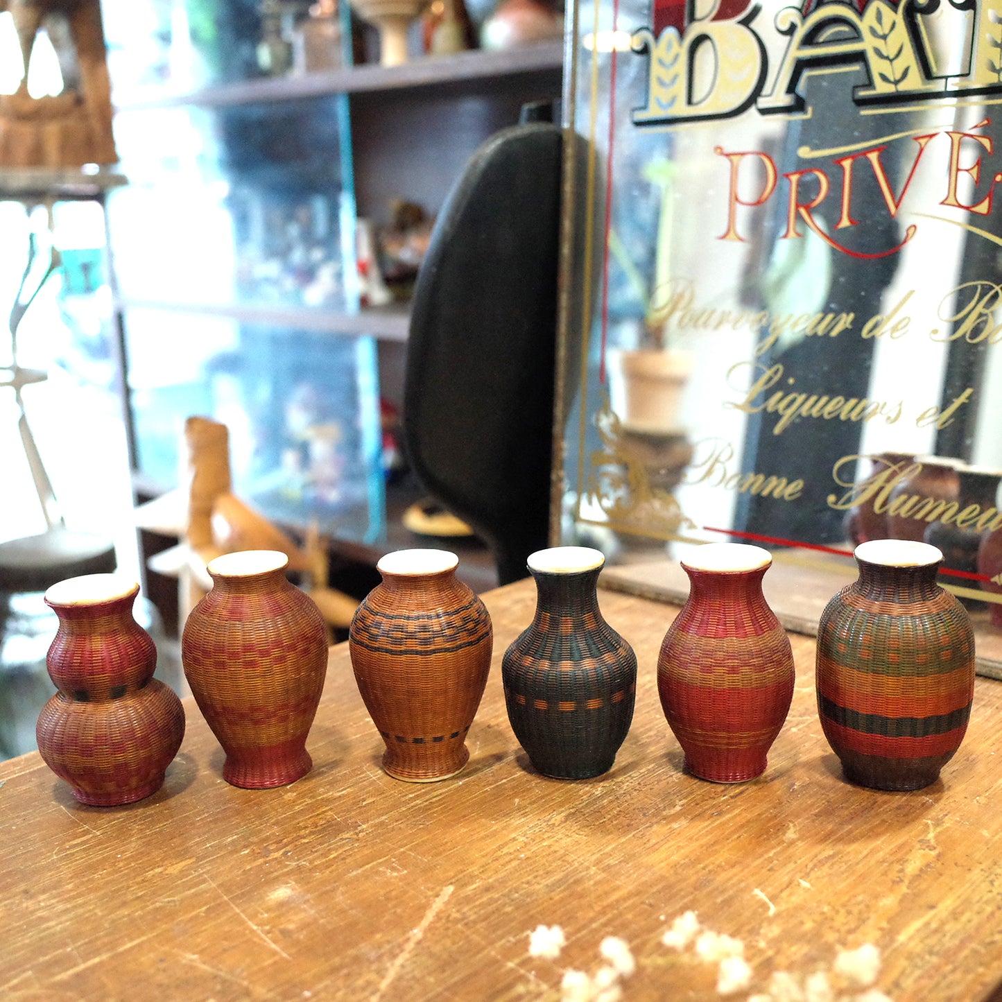 老件.精緻迷你(竹)編織陶瓷小花瓶.小花器.細目編織瓷膽.單入售#古董#收藏品