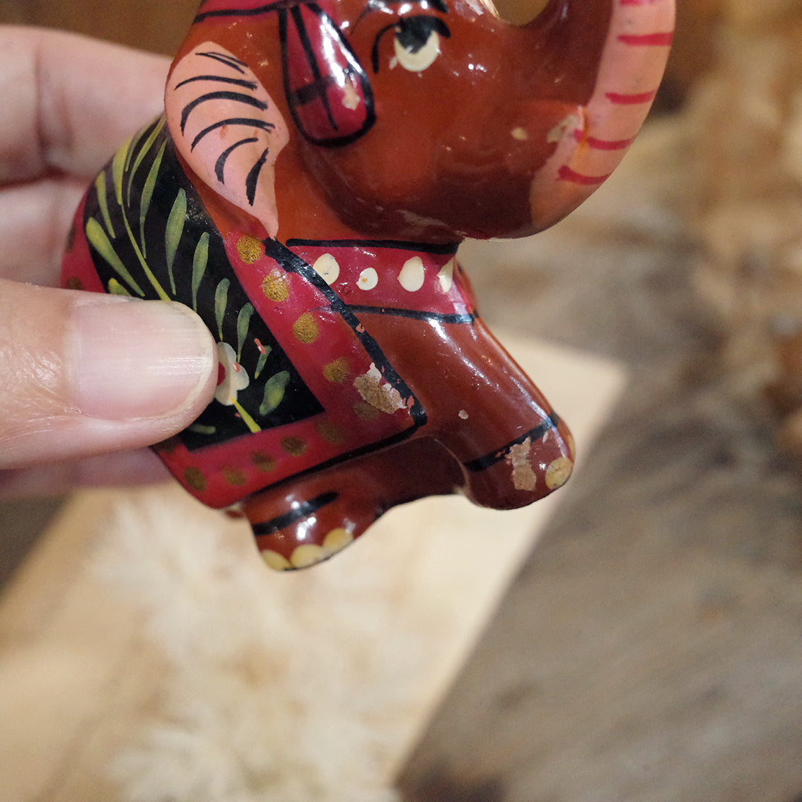 印度老件.手工彩繪大象擺件.大象工藝品.陶製或樹脂.擺飾收藏品